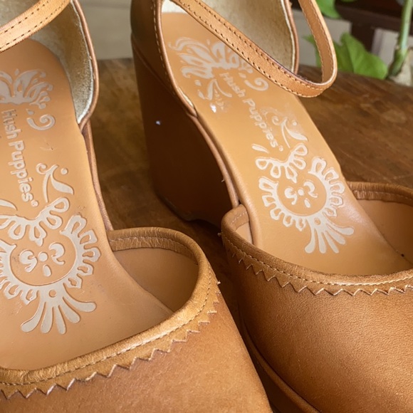 Hush Puppies Tan Mary Jane Wedges - Vintage - Picture 8 of 12